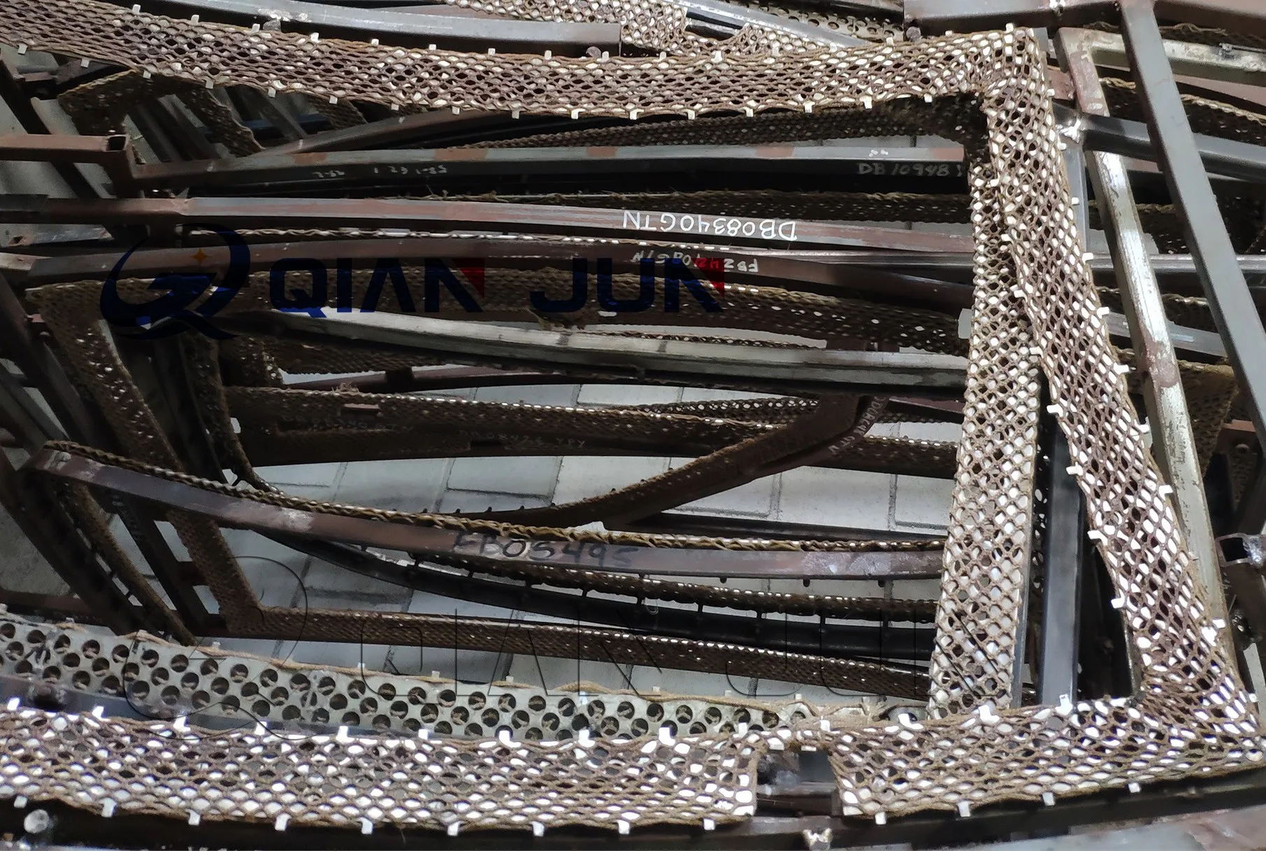 Car Rear Glass Prevent Mold Marks Ring Mold Mesh Belt Covering Stainless Steel Mesh Strip on Glass Tempering Furnace