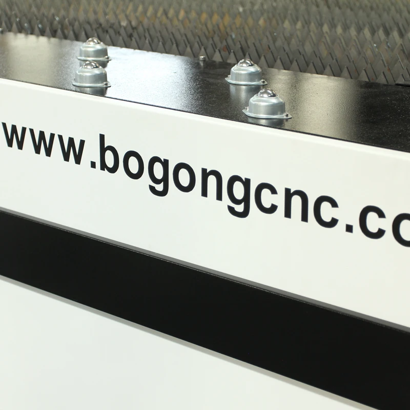 Быстрая продажа продукции, небольшой станок для лазерной резки с ЧПУ, цена, 500 Вт, 1500 Вт, волокно для металла