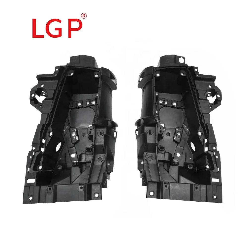 Truck Spare Parts FH/FM V3 Lamp Housing LH 82209788 RH 82209849 one piece