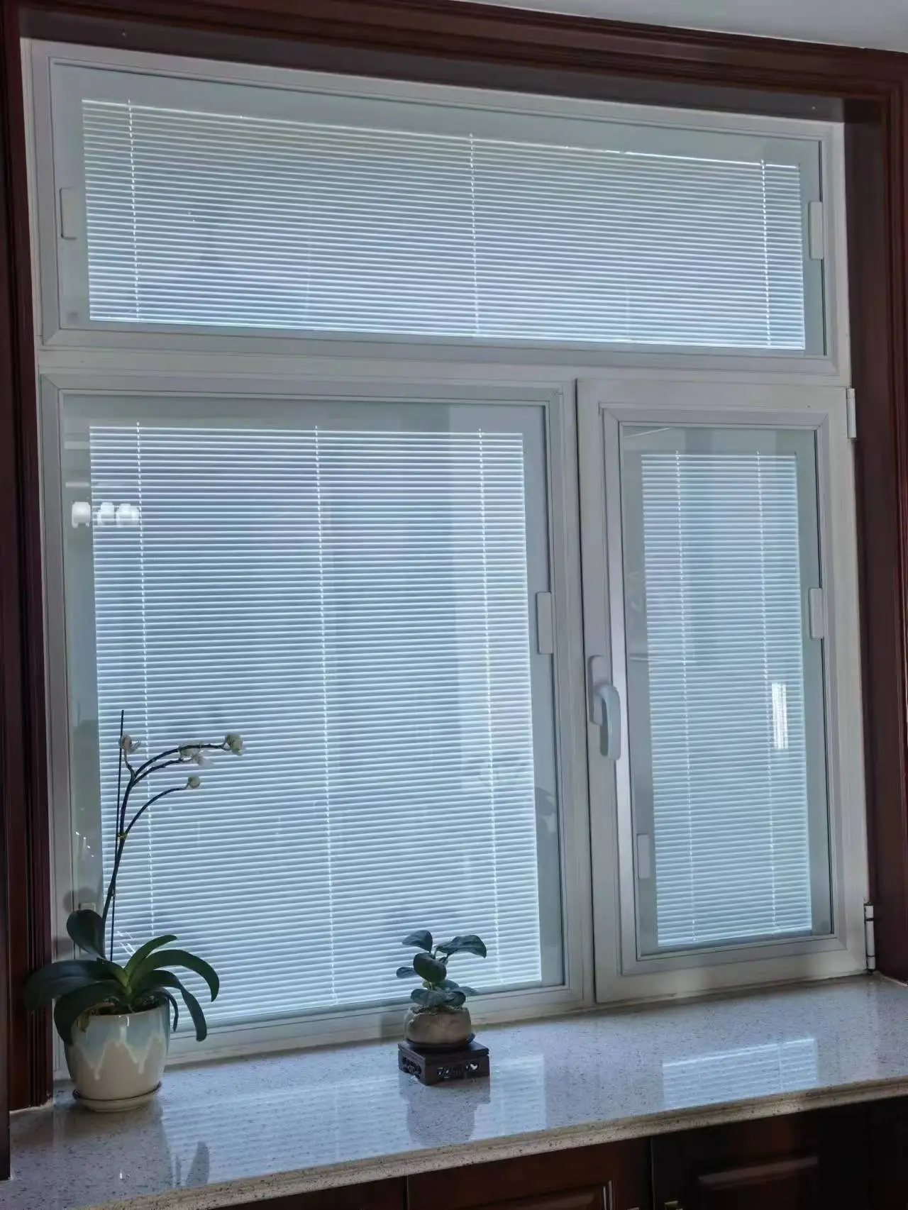 Privacy Protection Integrated Single 5 mm Tempered Glass Aluminum Venetian Blinds Indoor Waterproof Single Glass Window Blinds