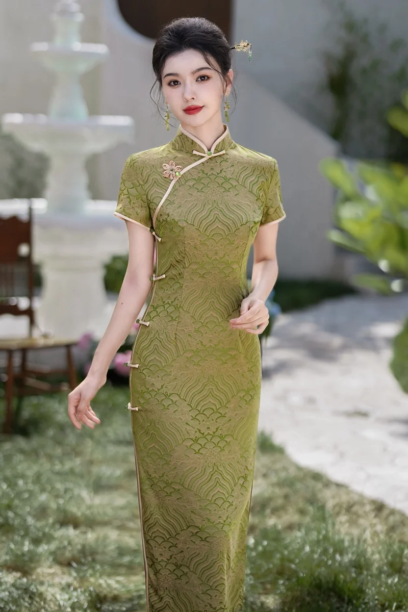 Spring Chinese Traditional Qipao Elegant Retro Women  Cheongsam Long Qi Pao Dresses