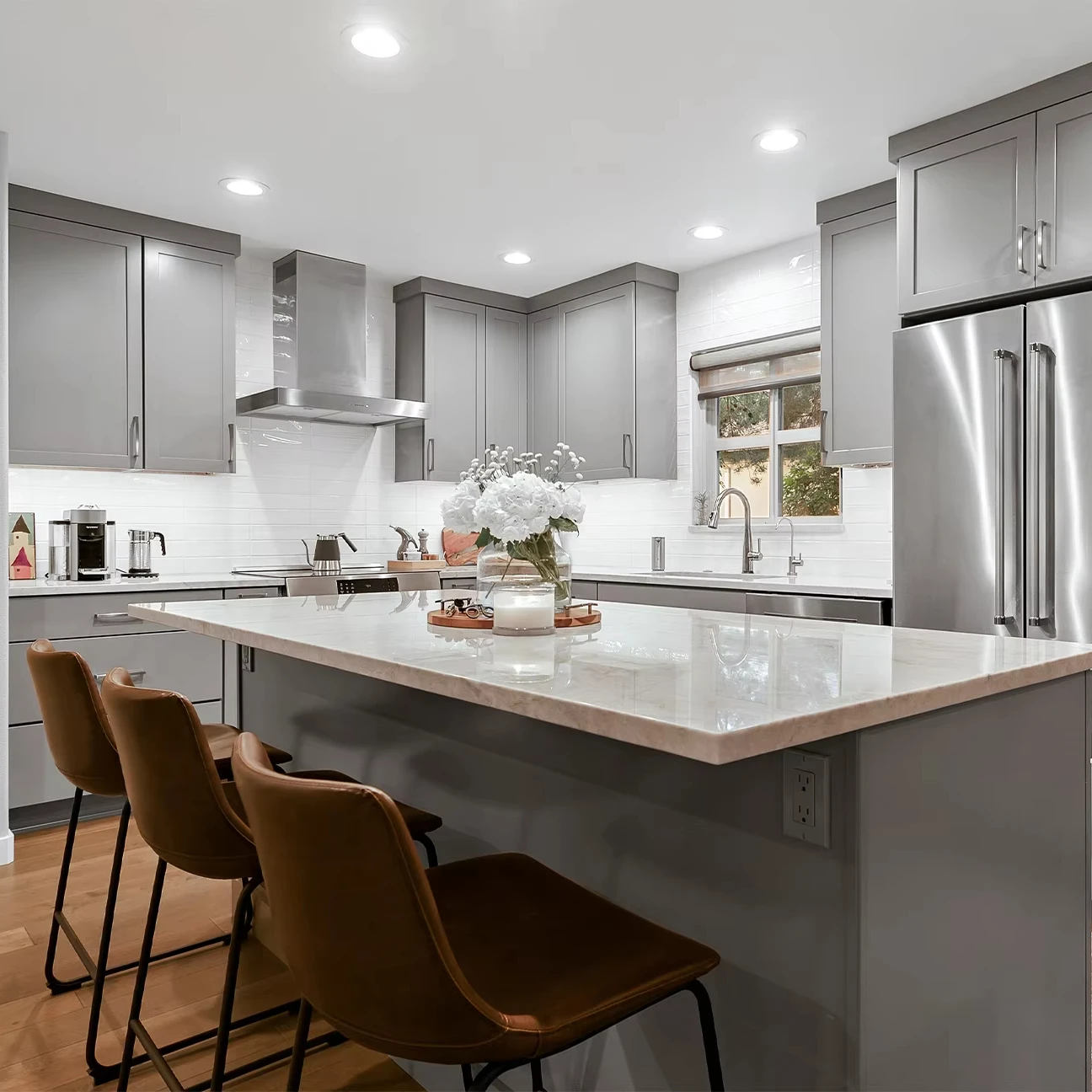 CBMmart High-End Sets 3D Design Modern Kitchen Cabinets For Apartments And Lacuqer Kitchen Cabinets Modern Designs with Island