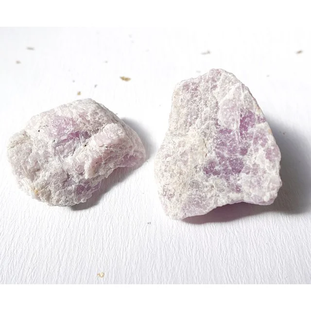 Genuine Wholesale Rough Lithium Stone Mineral Gemstone Rough Lithium Crystal Ore Natural Lumps OEM Offered