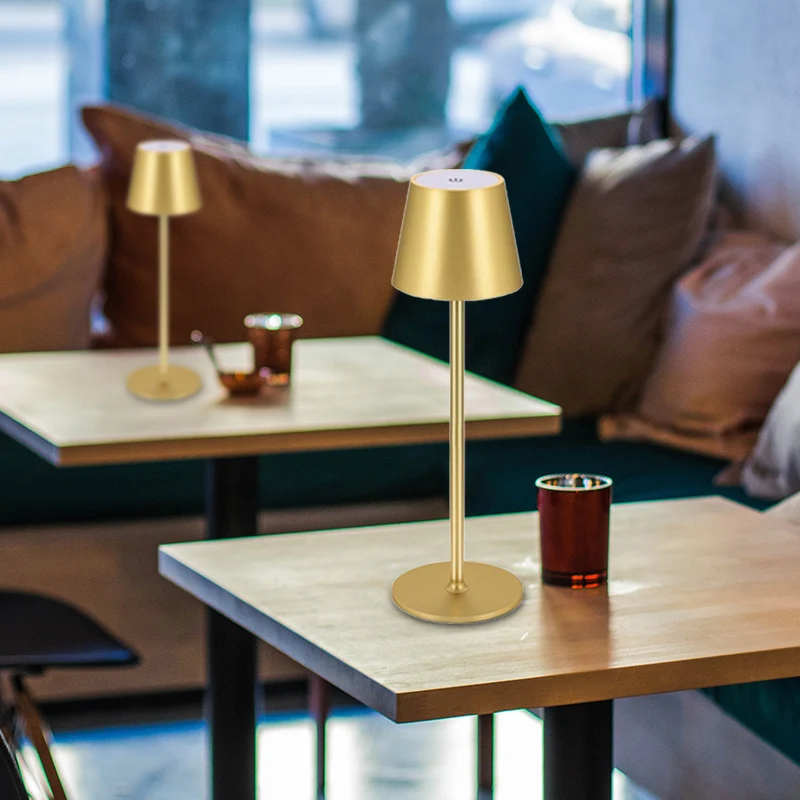 LED Touch Control Table Lamp Iron Desk Lamp Wholesale Light Cordless Hotel Rechargeable Wireless Metal Restaurant Battery Modern