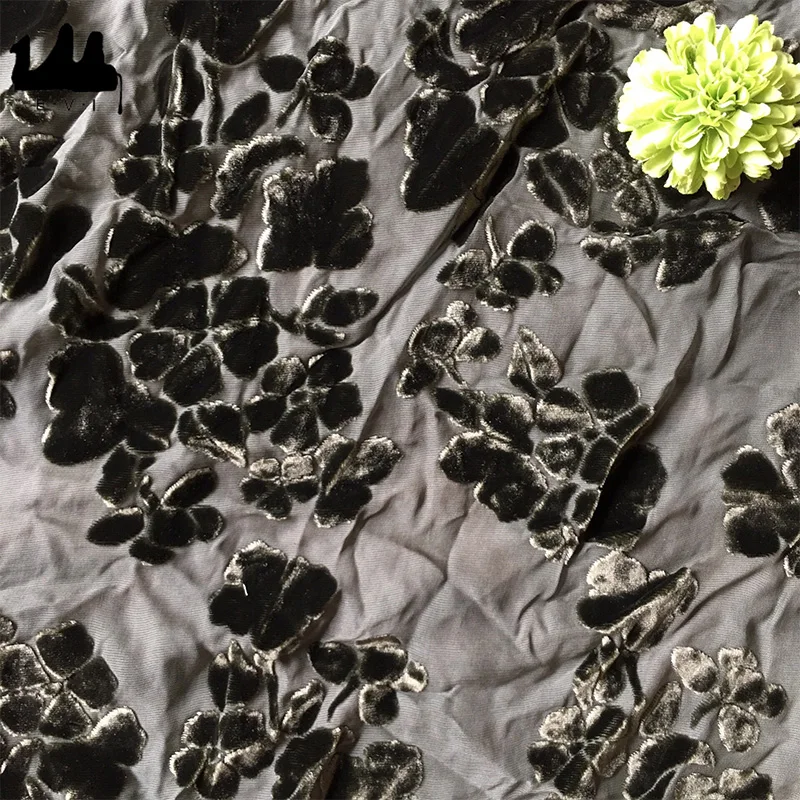 
Customized Woven Silk Viscose Blend Burnout Jacquard Velvet Silk Fabric 