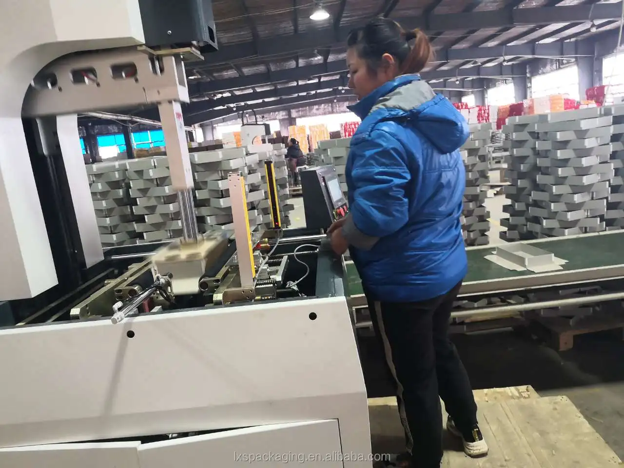 LS-F7 Автоматическая жесткая машина для упаковки сотовых телефонов