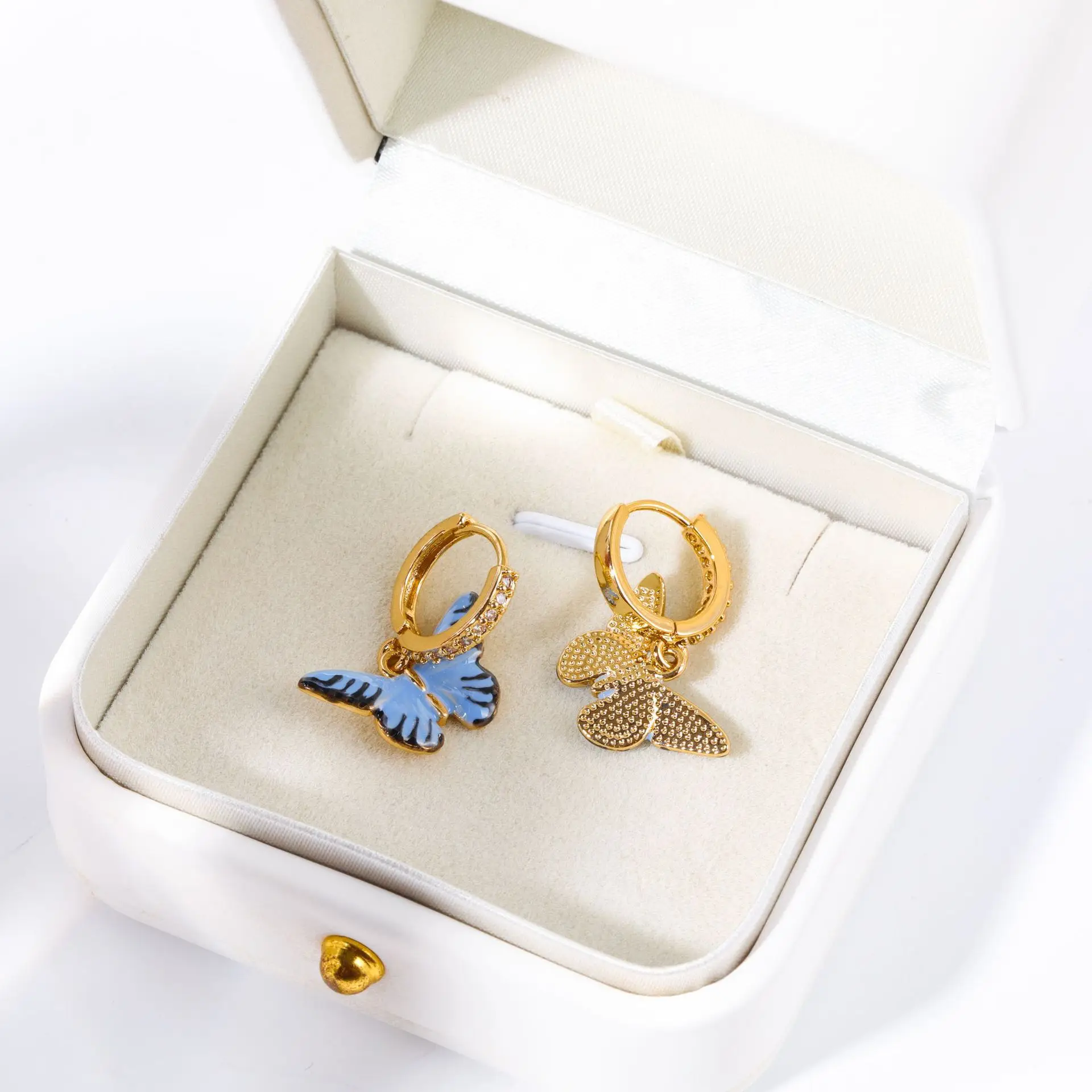 Набор женских сережек в европейском и американском сказочном стиле