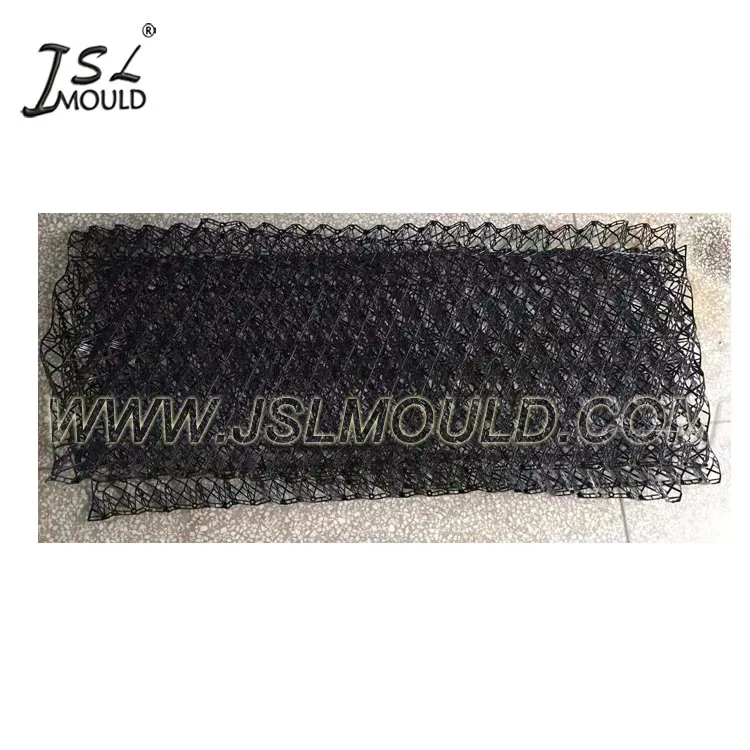 Injection mould for plastic cooling tower fill