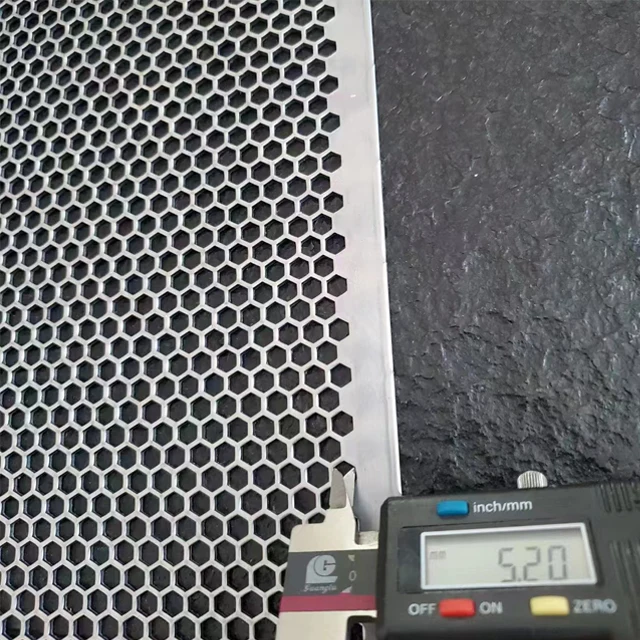 Architectural Wall Aluminum Perforated Metal Facade Panel, Robust Stainless Steel Sheet Perforated Metal Mesh for Commercial Use