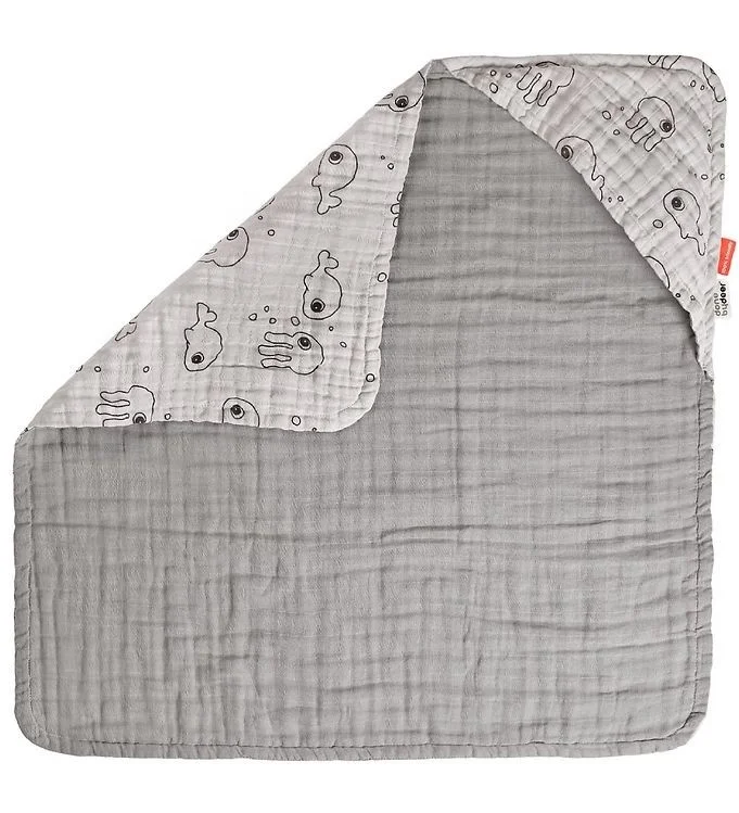 Custom Print Design Super Soft  And Breathable Organic Cotton Bath Towel for Kids 100% Bamboo Baby Hooded Muslin Towel