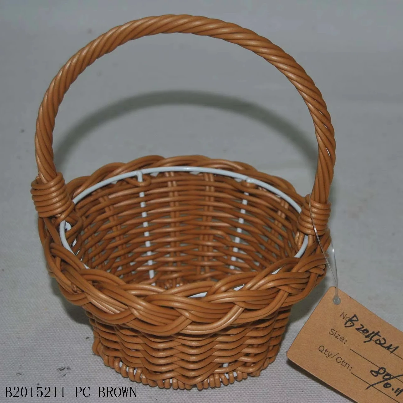 Plastic Rattan Easter Eggs Basket Candy Storage Basket Gift Basket with Handle from China