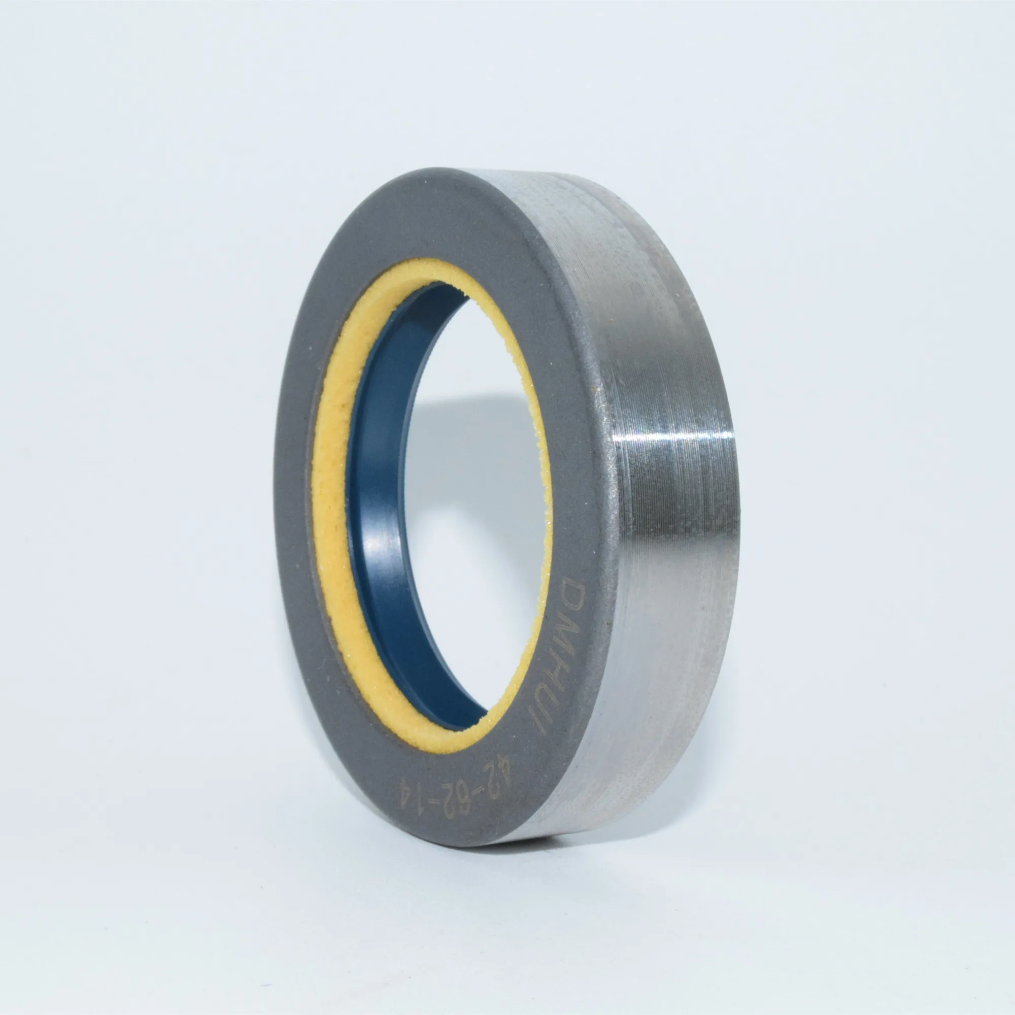 rubber seal with 42*62*14 mm and OEM No is 12001889B for agricultural machine oil seals with COMBI type for tractor