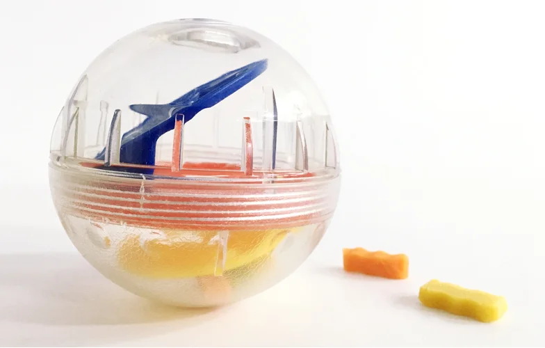 Wholesale Durable Non-Toxic Food Leakage Dispenser Toy Dogs IQ Treat Ball Bite-Resistant Ball