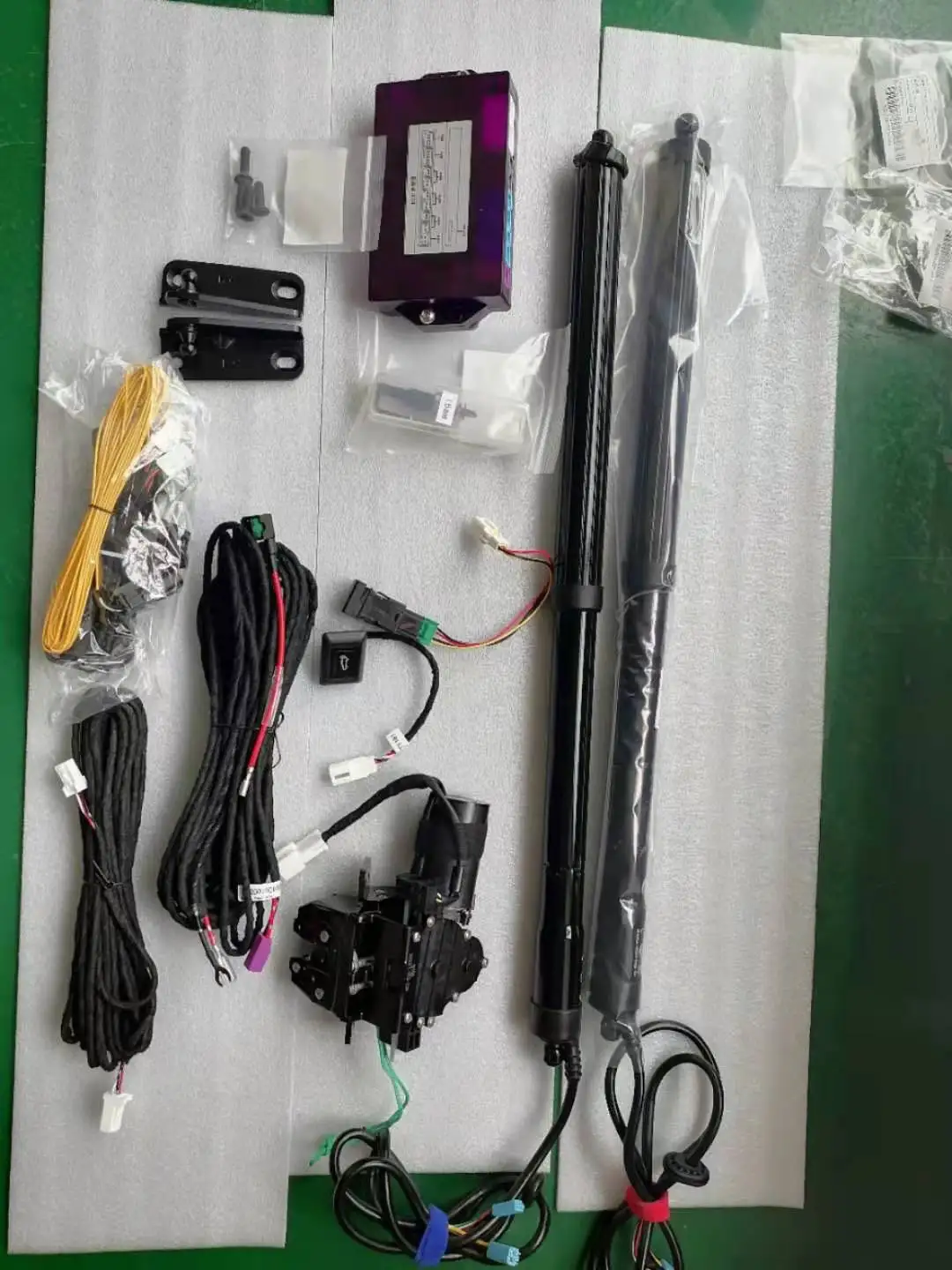 Electric tailgate lift kit car electric trunk opener for Toyota PREVIA (ESTIMA) 2007+