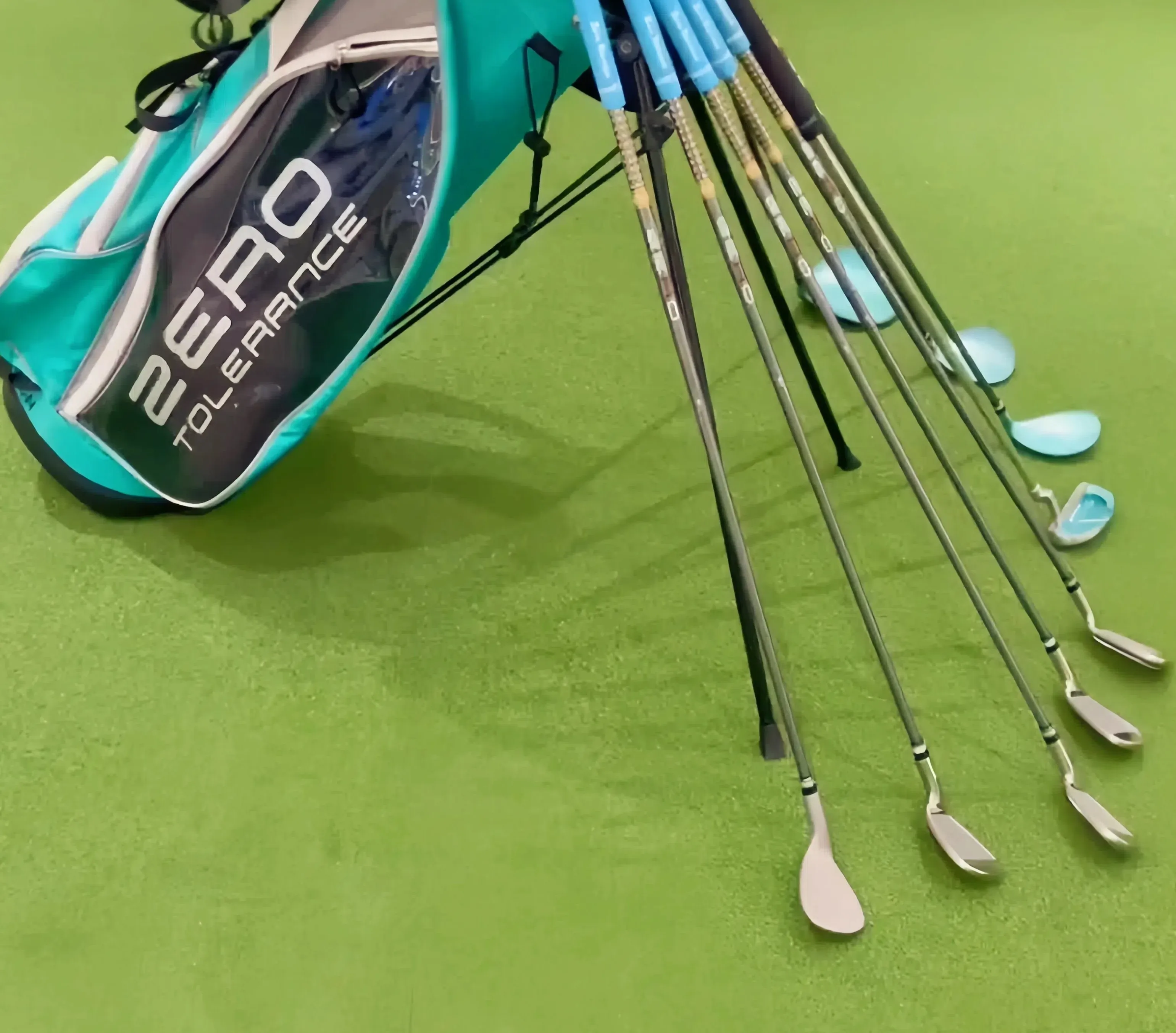 2024 High Quality Lightweight 4-Club Golf Set Comparable to USKIDS Personalized Pattern for 155cm-165cm Youth/Women/Beginners