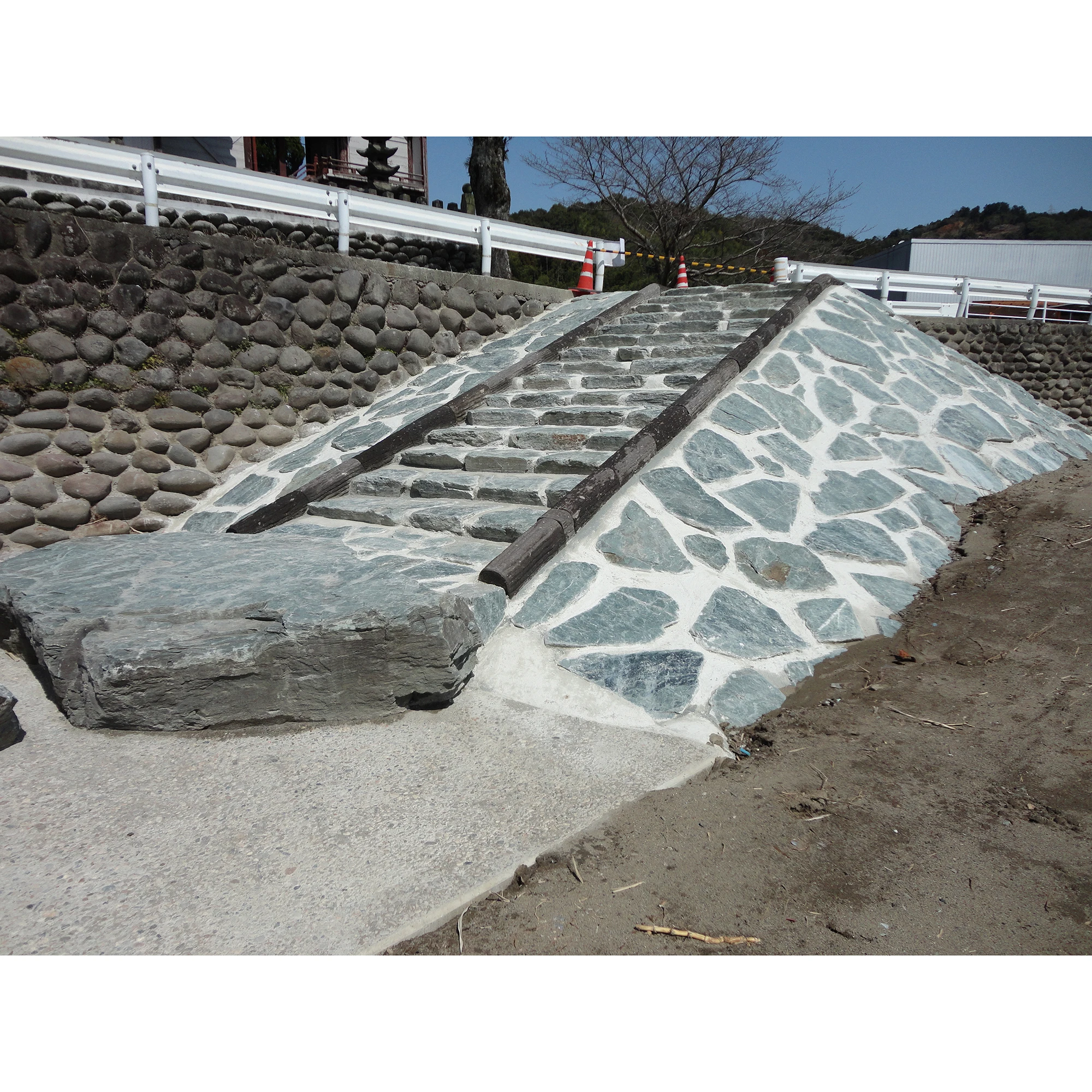 Japanese white 3d panels interior decoration gravel stone for garden