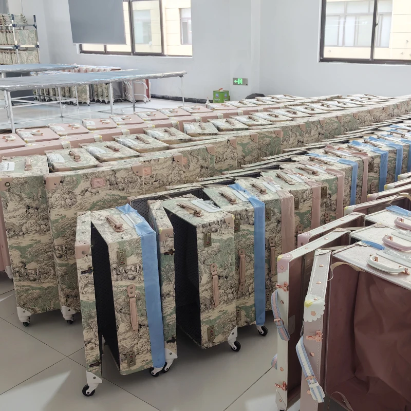 High Quality Fabric Printed Elk Trolley Case 4-Piece Vintage Suitcase Set For Travel