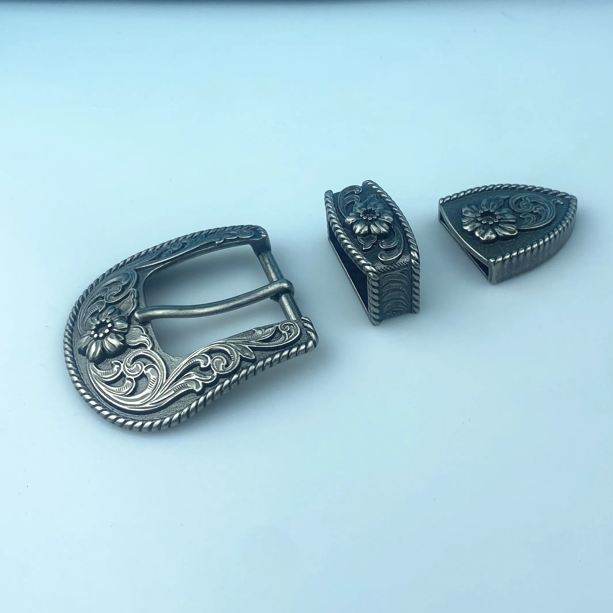 2023 Metal Cowboy Belt Buckle 32MM American Sheridan Karaqusa Style Belt Buckle Set