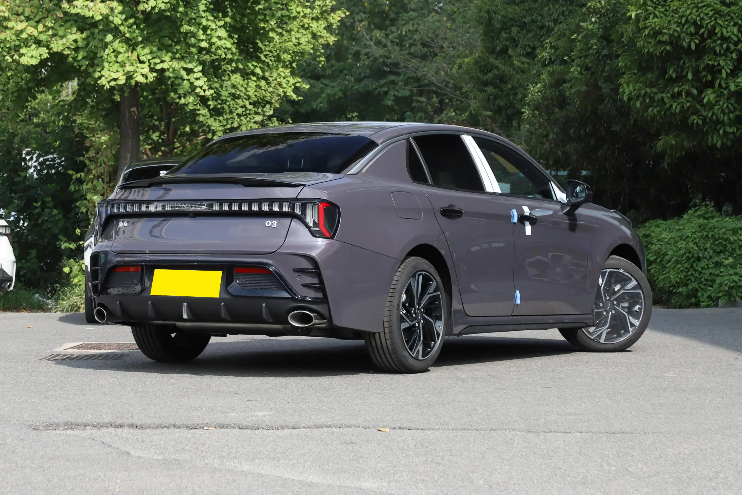 Новое поступление 2025 Lynk & Co 03 автомобили бензиновый автомобиль седан спортивный быстрый высокоскоростной заказной цвет Lynkco для продажи