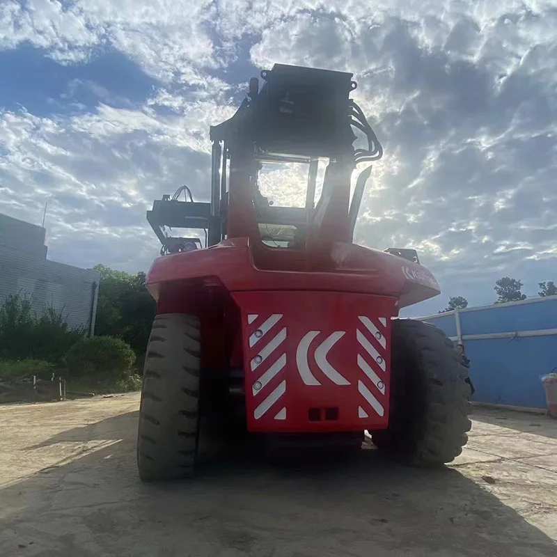 Используемый штабелер Kalmar DRF450 контейнерный погрузчик 45 тонн портовый