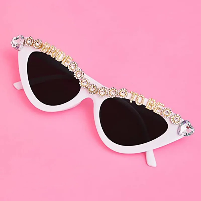 Go Party Bachelorette Party Wedding Diamond Cat Eye Sunglasses Bling Rhinestone Shades BRIDE TO BE Sun Glasses For Women Girls