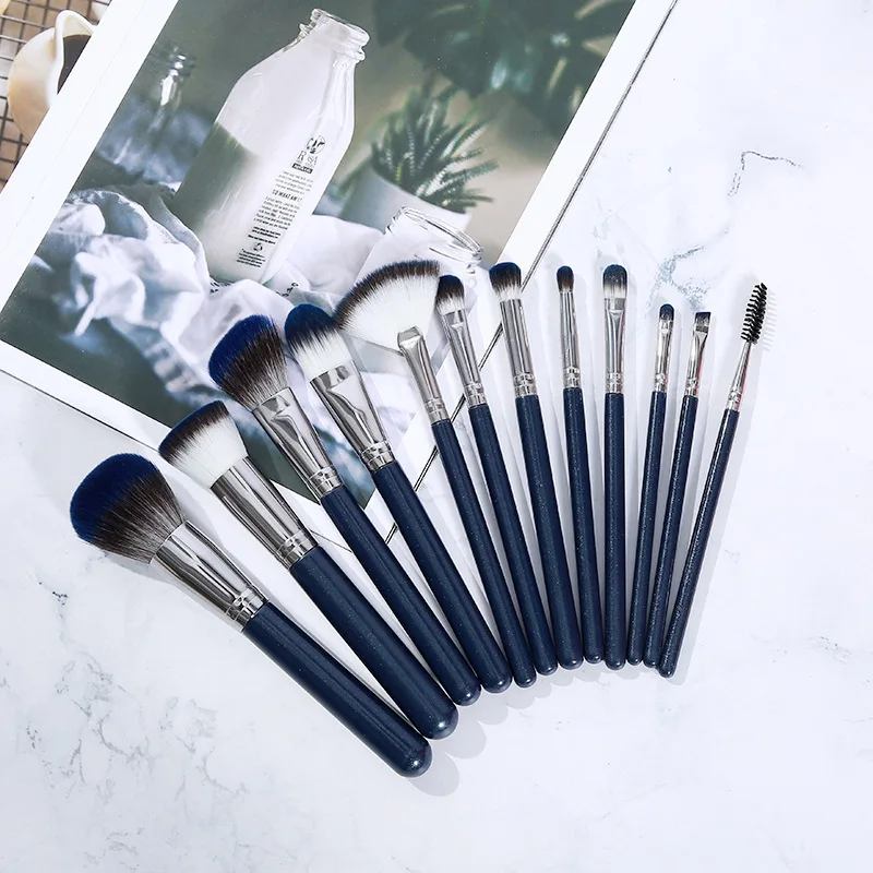 LOW MOQ Wholesale New Itembeauty Makeup Spoolie Foundation 12Pcs Dark Blue Wood Handle Beauty Tool Makeup Brush Set