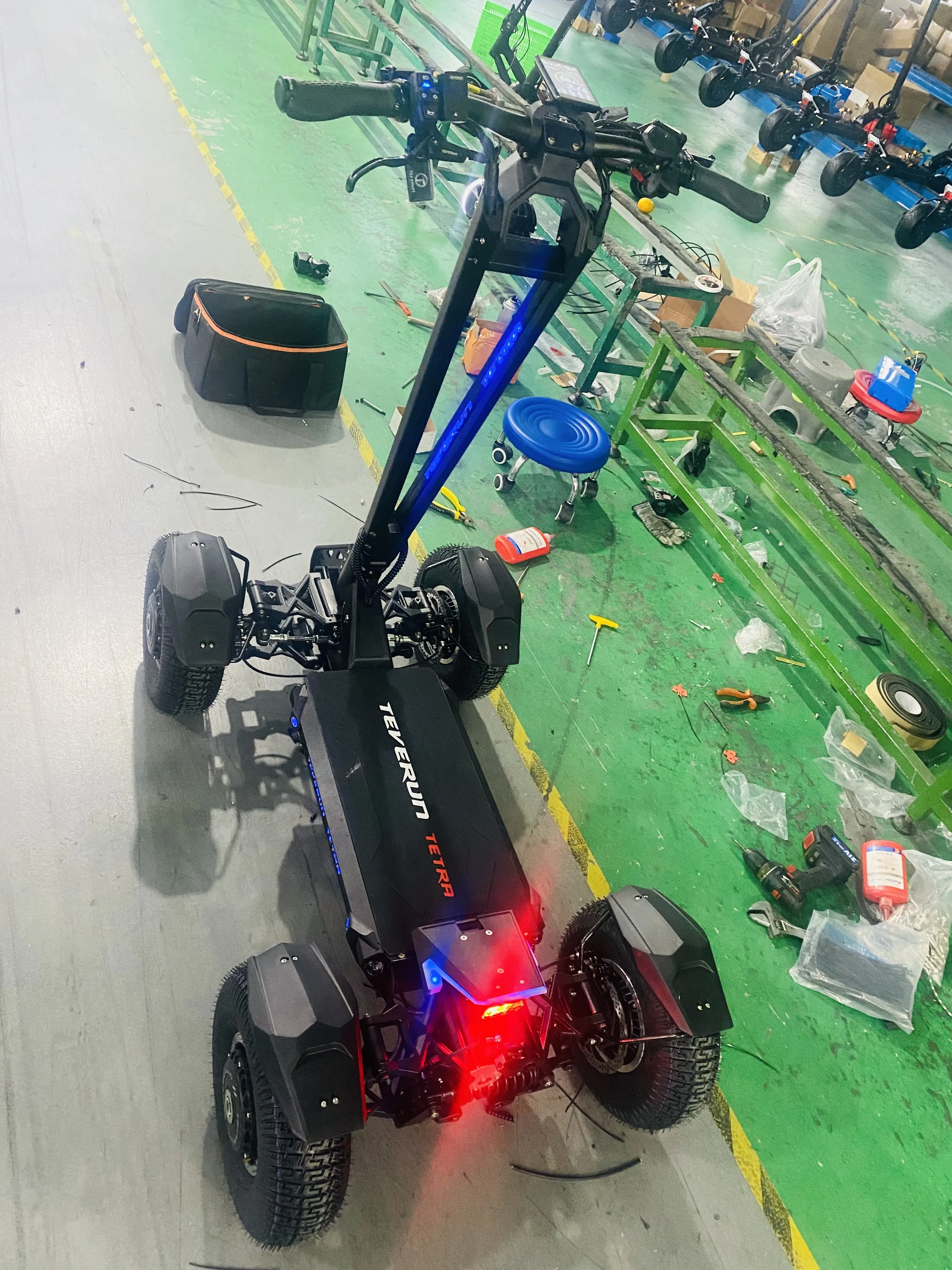 TEVERUN TETRA 60ah Battery Sine Wave TFT Display with MAX 6000w Dual Motor E-ABS Brake Electric Scooter FIGHTER 11+