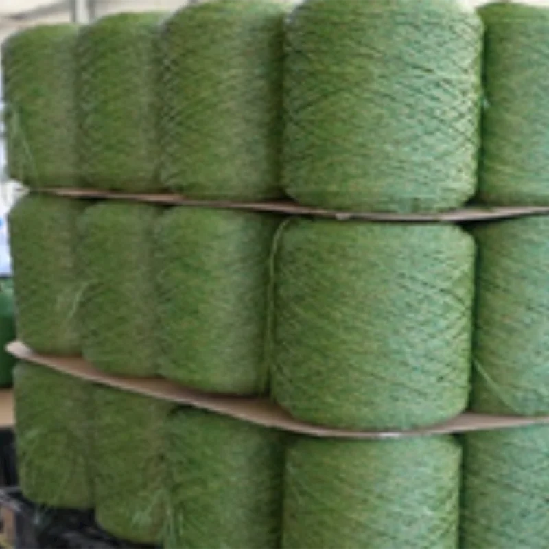 High Quality and Low Price Artificial Grass/turf/carpet Carpet Artificial Turf Football Golf Garden Green or Customized KP0206