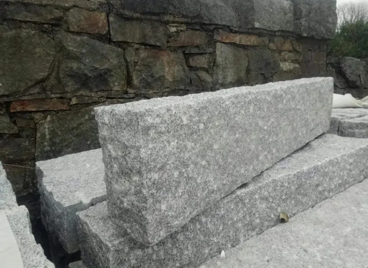 Chinese Cheap Granite Road Kerbs Light Grey Granite Curbstone G603 Granite Round Kerbstone