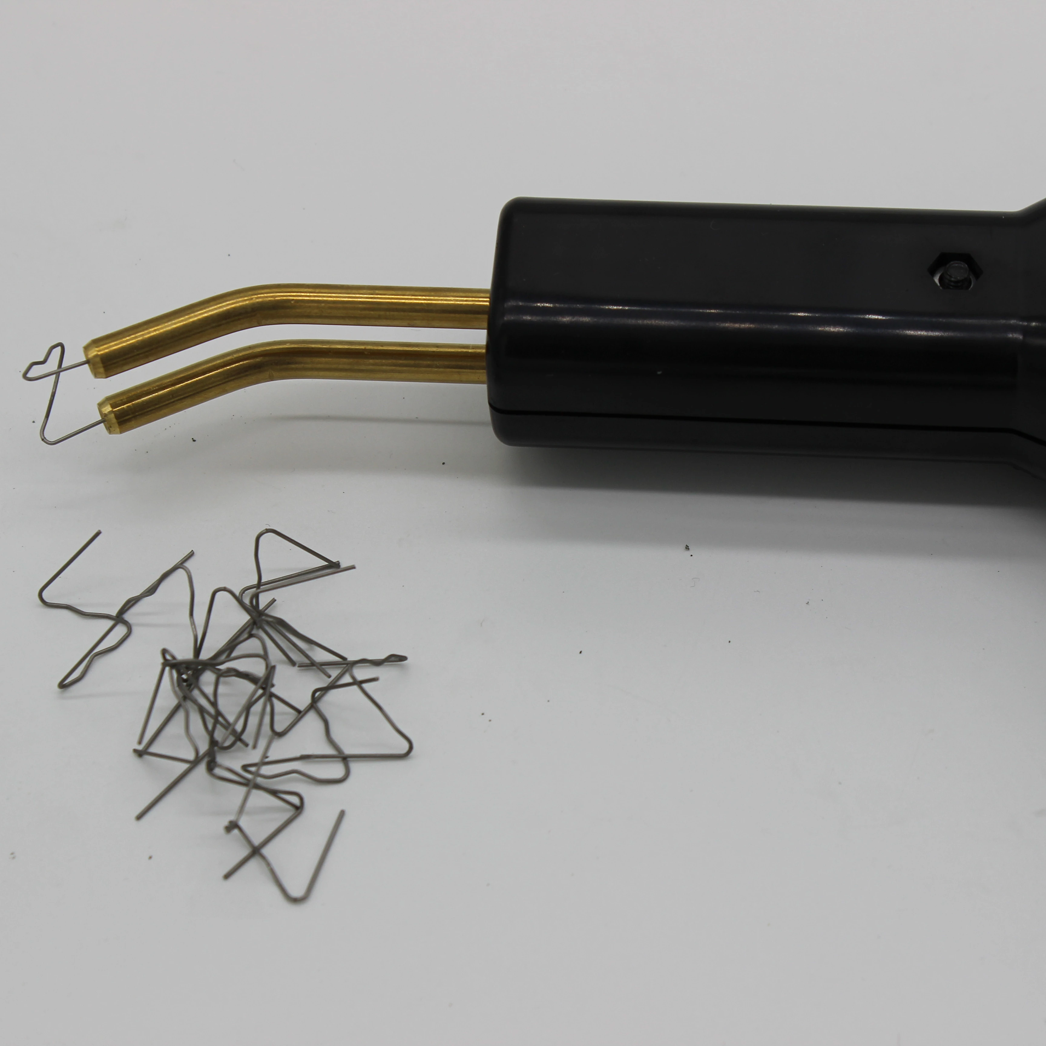 Plastic repair kit- hot stapler