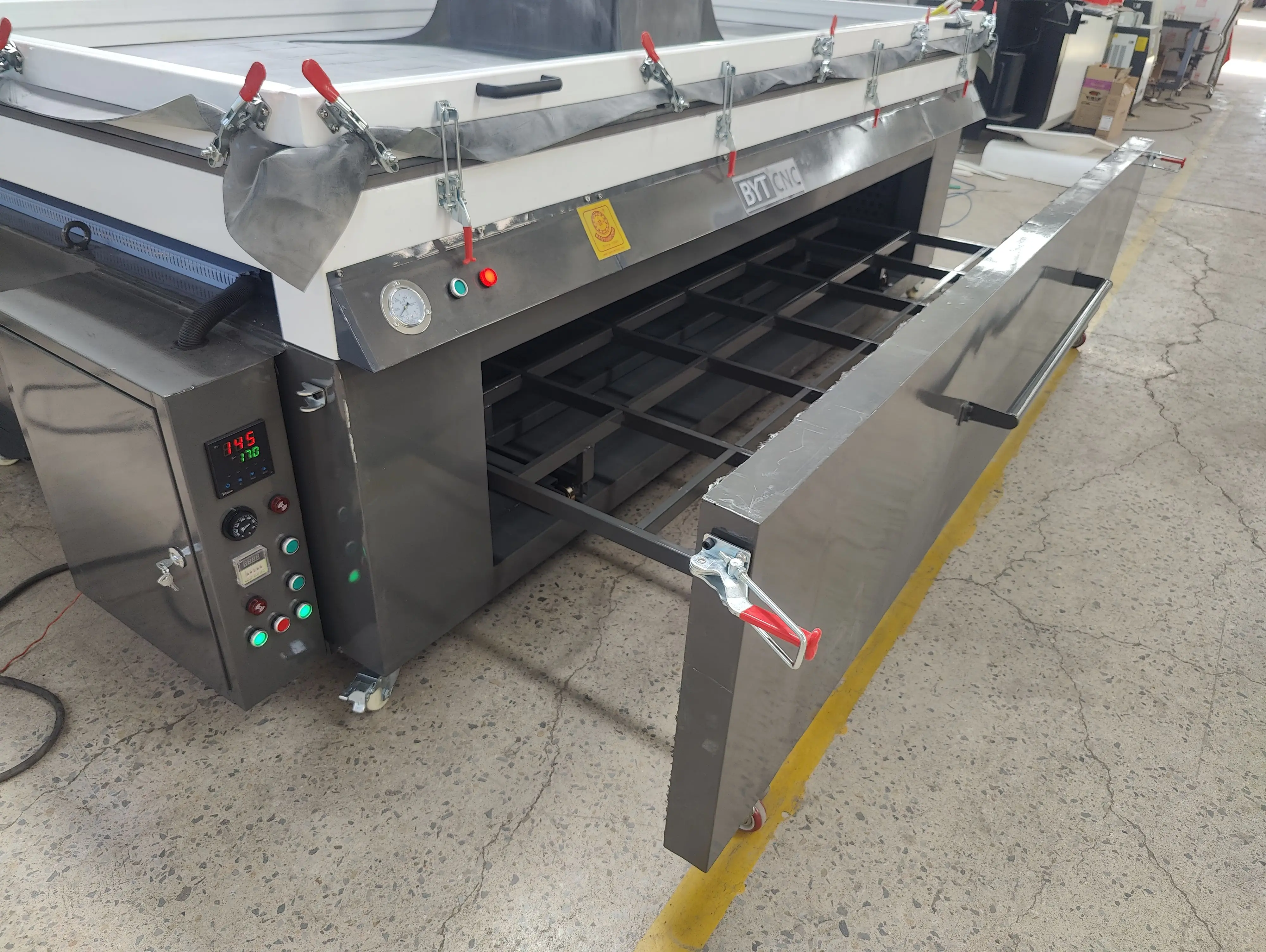 PVC foil vacuum membrane press machine for making PVC wood door cabinet and other wood furniture