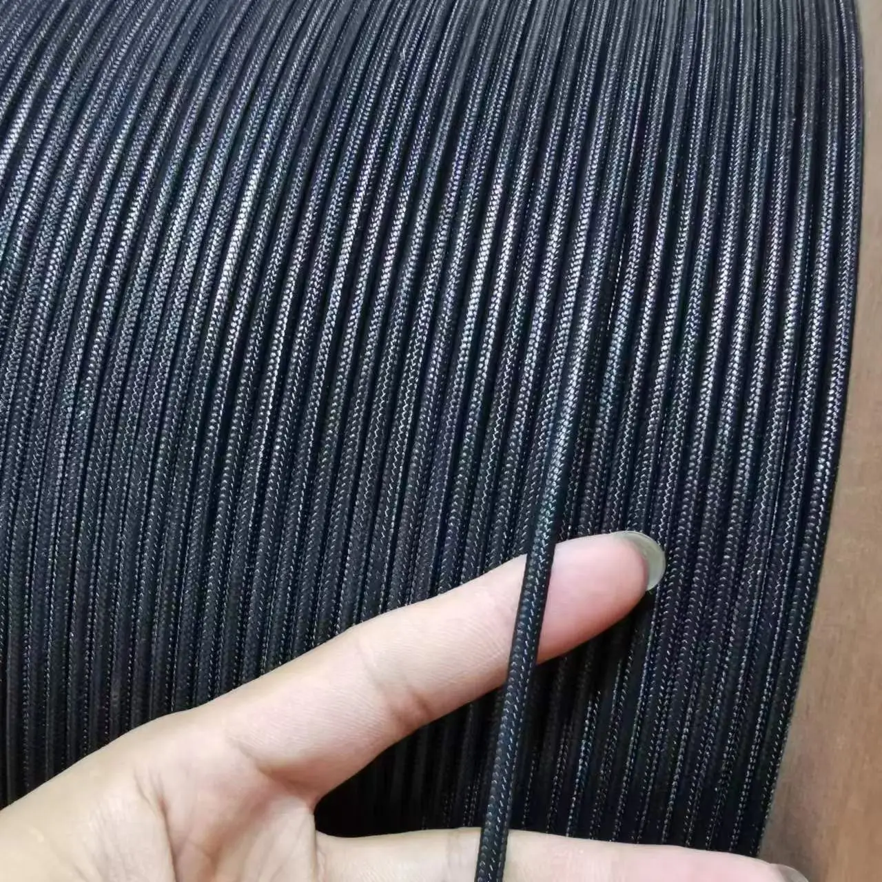 2.5mm uhmwpe rope 12 Strands Black Color  Synthetic Fiber Rope With High Breaking Load Paraglider Winch Towing Rope