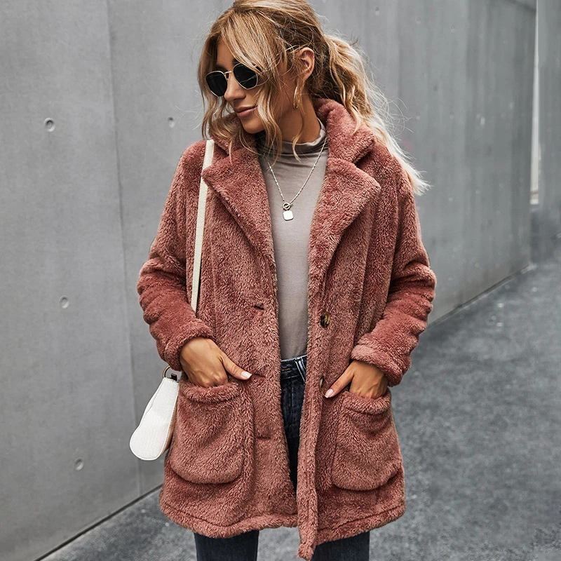 New European Female Imitation Fur Plush Jacket, Loose Winter Plush Coat Pocket Coat Plush Outwear Jacket Plus Coats