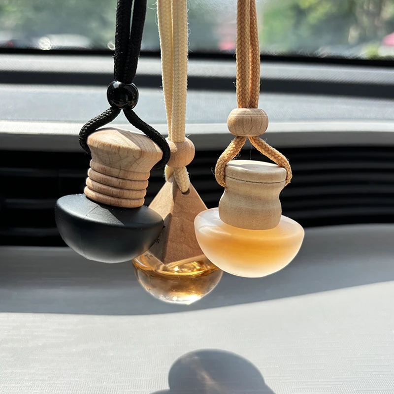 High Quality MINI Car air fresher 5ml 8ml Car Vent hanging Empty Air Freshener Diffuser Perfume Oil Bottles With wooden Clip