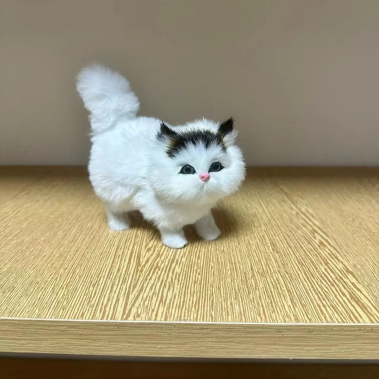 Simulation Cat Animal Ornaments Wedding Gift Creative Home Living Room Ornaments Cat Plush Toy 2024