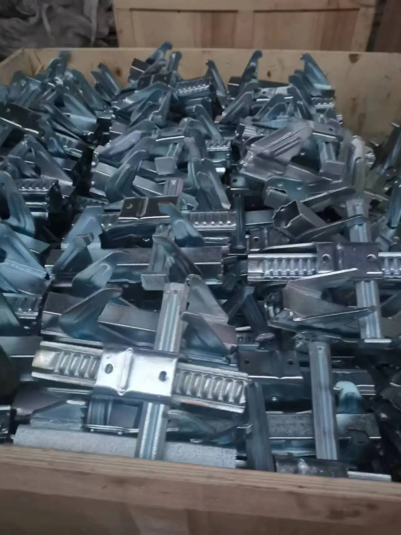 Galvanized Formwork Doka Clamp BFD Clamp Lock for Peri Formwork Panel