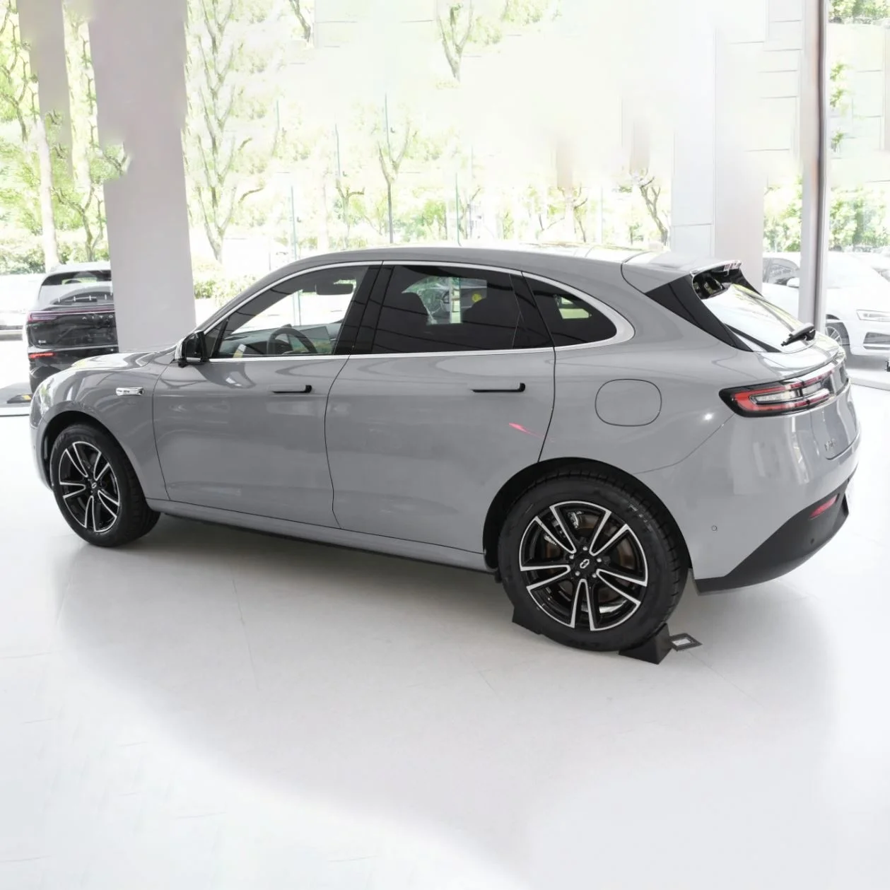 2023 2024 New Energy Vehicle  Aito M5 EV Electro Cars Harmony OS With AR HUD Ev SUV Made in China