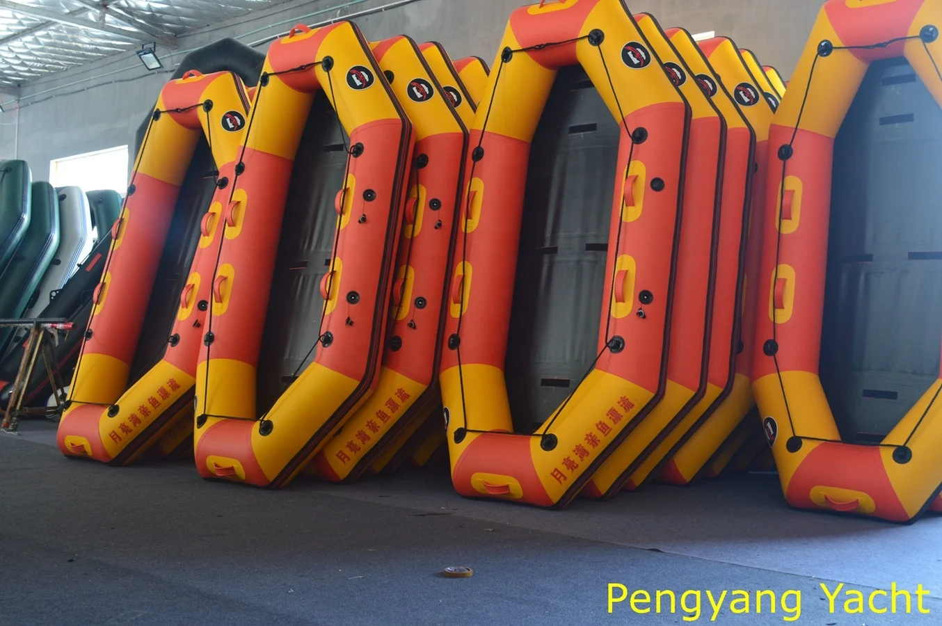 Factory sale various widely fishing inflatable raft boat RB260