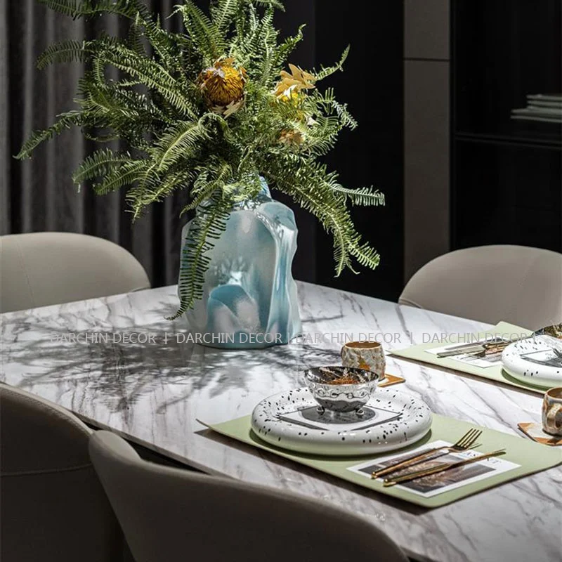 Bule and white resin vases soft color matching ornaments tabletop modern style home decoration