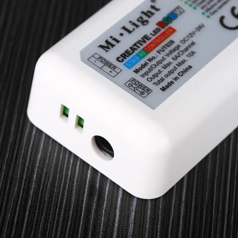 2.4G Rf Rgbw Controller Dc12-24V 6A/ch Rohs Touch Screen Remote Led Rgbw Strip Rf Control Pwm 12V 24V Led Strip Light Controller