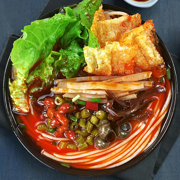  Китайская кухня Guangxi Liuzhou подлинный винтовой порошок горячий и кислый Улитка Лев Порошок Пакет поддержка оптовая