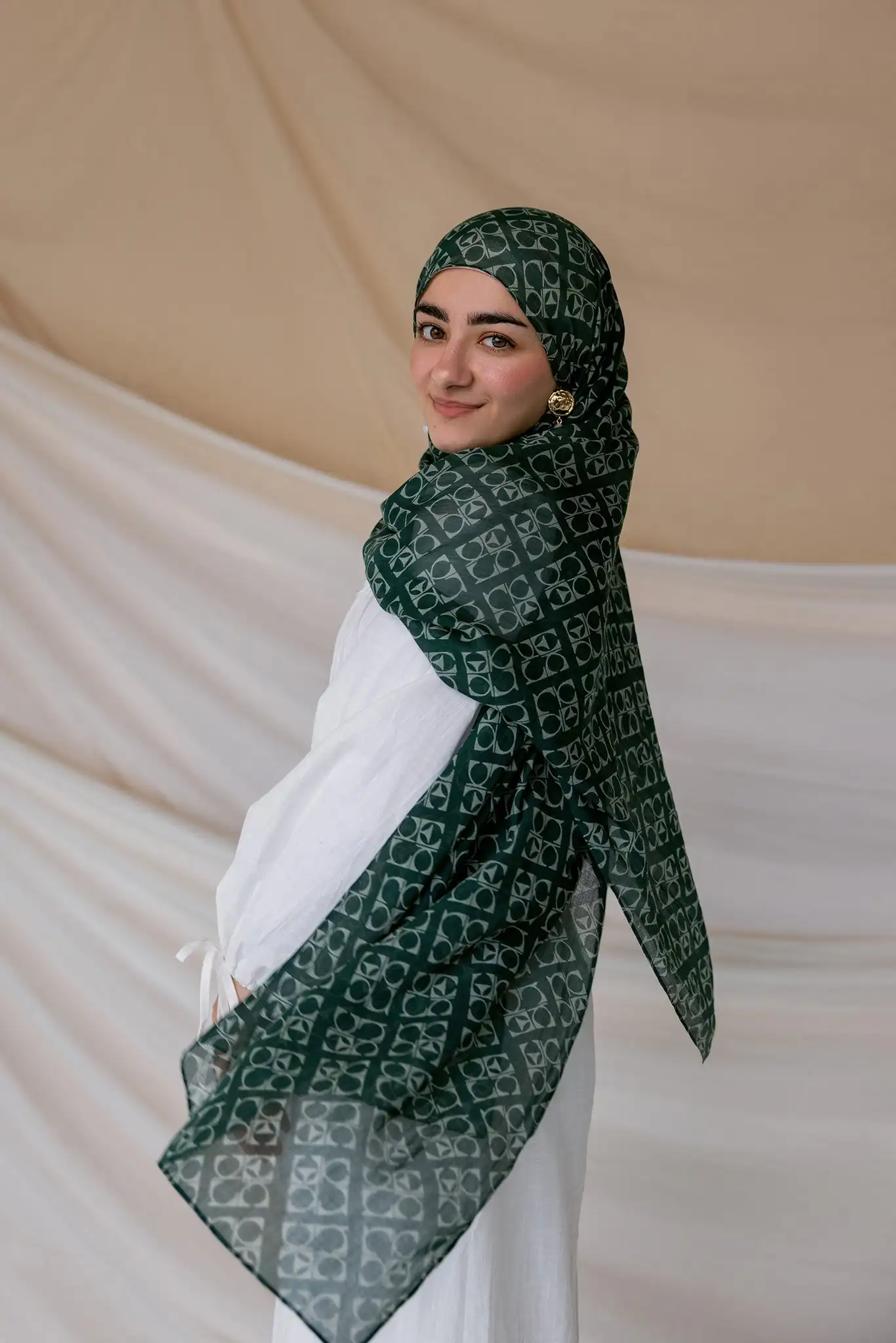 2024 Hot Sale Printed Plain Modal Hijabs Popular Muslim Soft 100% Viscose Cotton Voile Scarfs Fashion Women Shawls For Lady