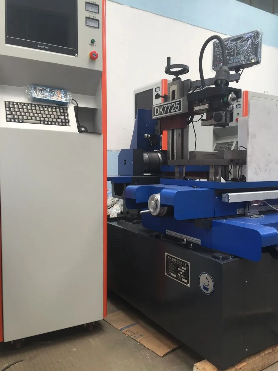 Ipretech DK7725 High Quality Molybdenum Wire cut EDM CNC Machine