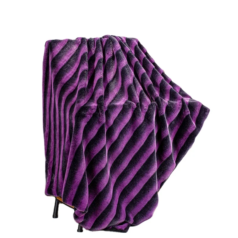 
100% Polyester Wholesale Cheap Faux Fur Blanket warm throw fur Faux blanket 