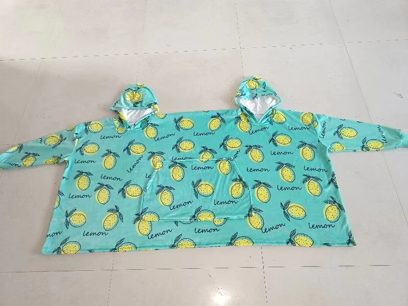 Custom 2 Person Couple People Winter Fleece Sweatshirt Plaid Oversized Hoodie Blanket With Sleeves Hoody Pocket Hooded