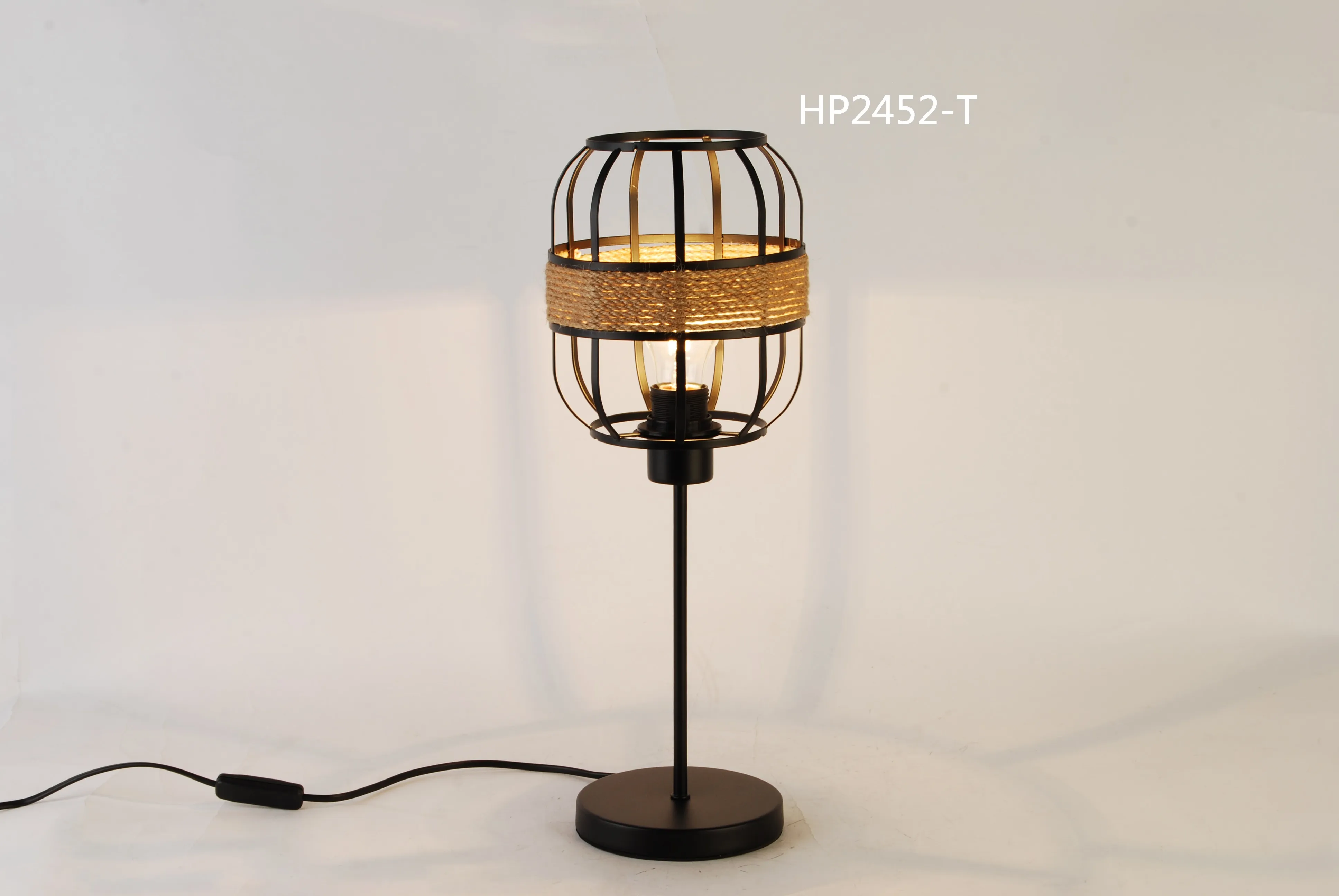 Chandeliers Rattan Made 3 lights Pendant Lamp Nice for Home Decoration.