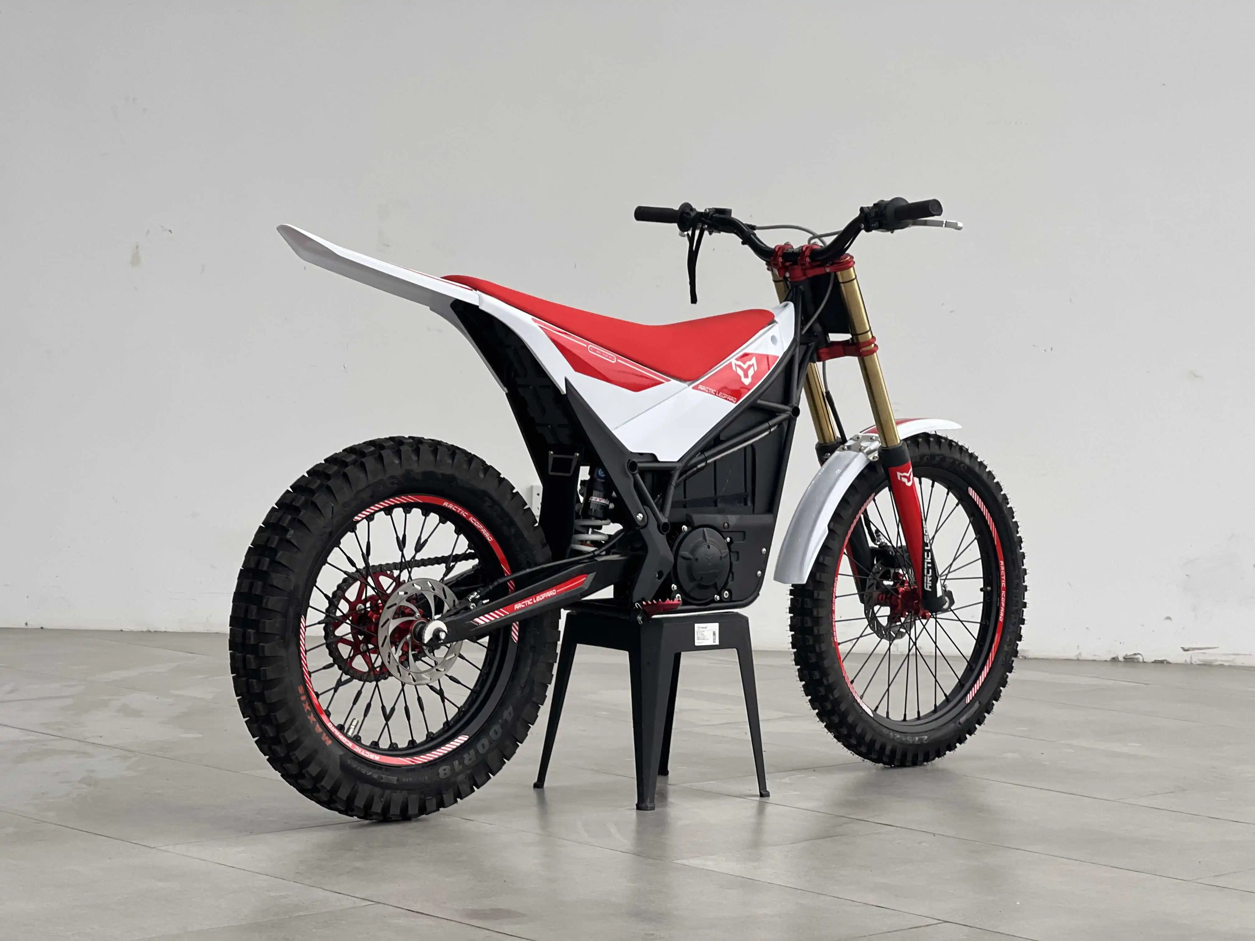 Горячая Распродажа Арктический Леопард E XT800 стальная рама