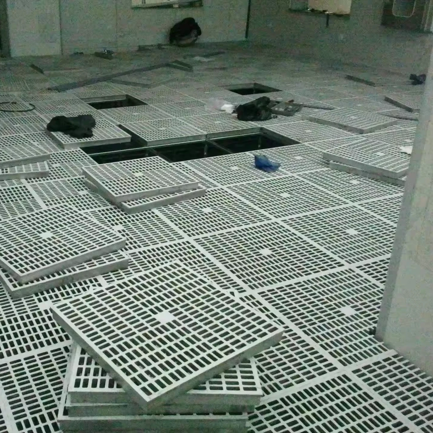 Data Center Raised access floor ESD false floor modular decking system Aluminum Access Flooring from Direct Supplier
