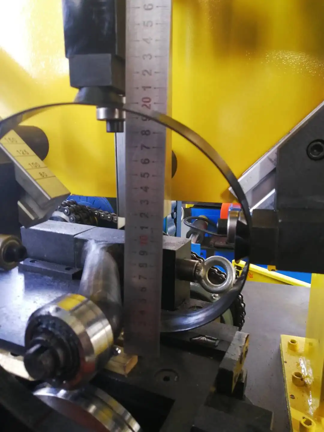 Spiral round tube forming machine air duct spiro machine