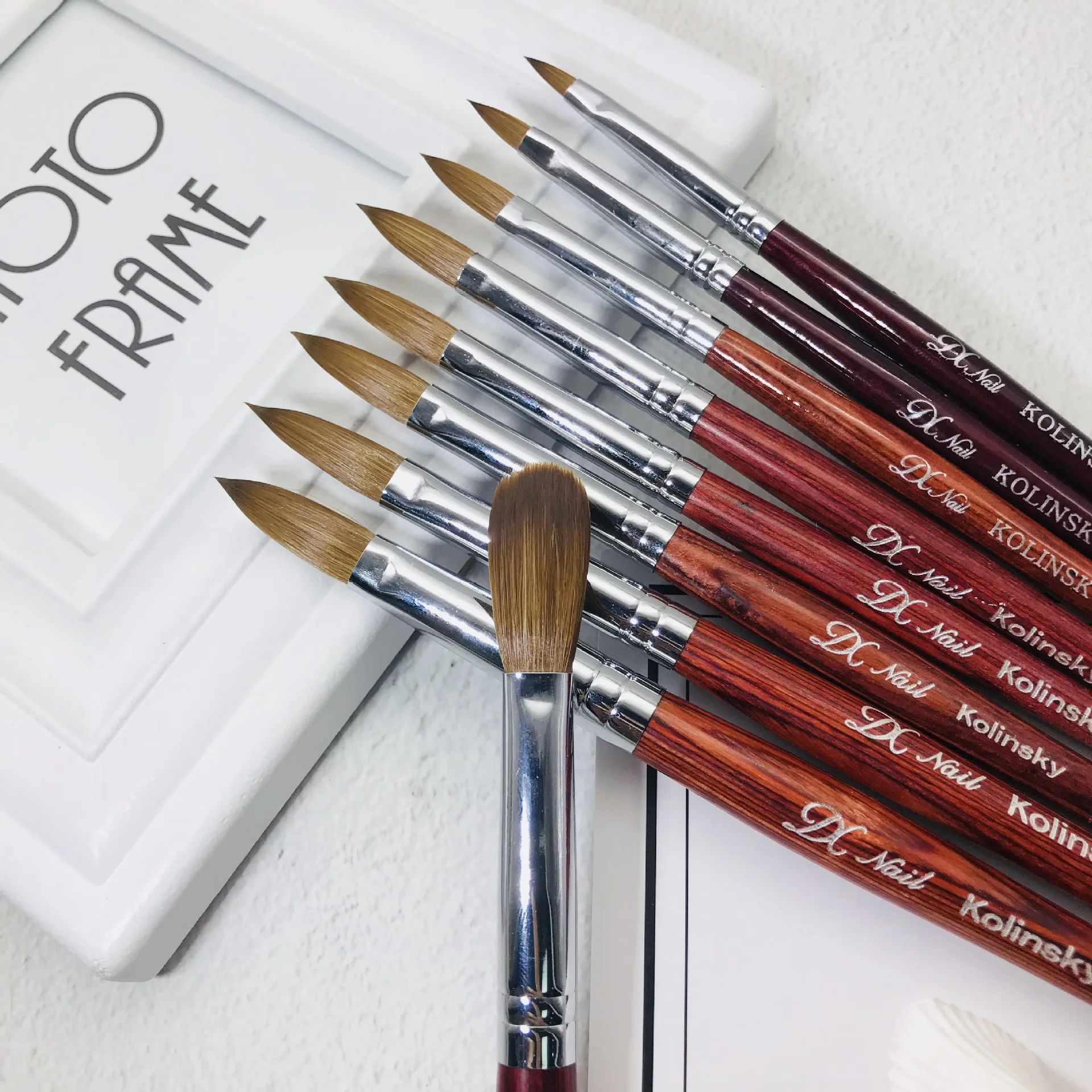 Wholesale Custom Logo Nail Acrylic Brush Pure Sable Kolinsky Nail Art Brushes Red Wood Manicure Brush Tools for Acrylic Art